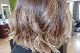 Coupe dégradée : la technique qui flatte vraiment toutes les femmes